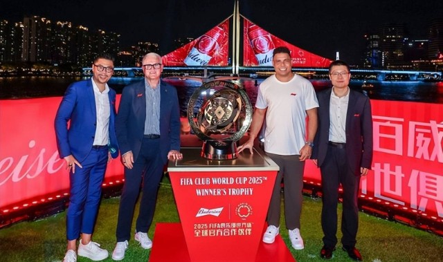 当今足坛最具影响力5巨星，第2万人空巷，榜首魅力无敌