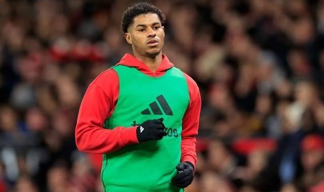 错失新援后的选择：弗里克开启转会，曼联前10号去到诺坎普有希望