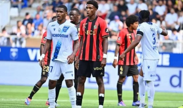 法甲焦点战：尼斯 VS 欧塞尔，尼斯冲击欧冠资格，欧塞尔客场能否突破？