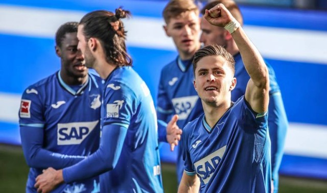 周六德甲焦点战：霍芬海姆 VS 奥格斯堡，近期局势深度解析