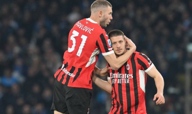 意甲联赛：AC米兰憾负那不勒斯，孔塞桑这是在下了一步错棋？