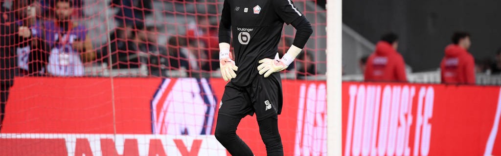 曝曼联考虑签新门将替代奥纳纳 或与米兰拜仁竞争舍瓦利耶