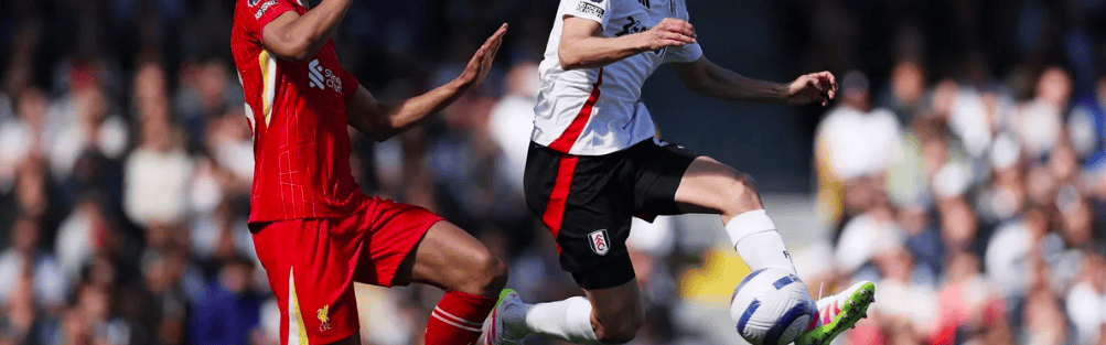 2-3大冷门！利物浦全队梦游：范迪克琼斯双双乌龙助攻 26轮不败终结