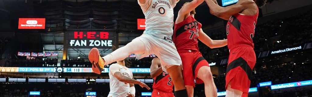 巴恩斯35+11+8约翰逊23分 收官战马刺胜猛龙