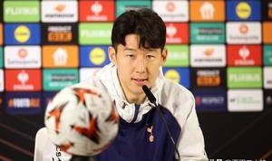 孙兴慜该不该坐替补席？欧联杯决赛前，热刺主帅面临艰难抉择