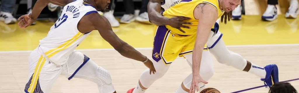 库里37+6詹姆斯33+5+9 勇士拒绝横扫力克湖人