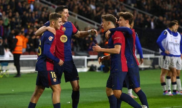 封口策略：巴萨为何在国家德比前保持神秘？皇马是否感到压力？