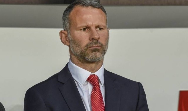 一日英超动向：阿莫林“等不及”猛追库尼亚，B费比萨拉赫更配MVP