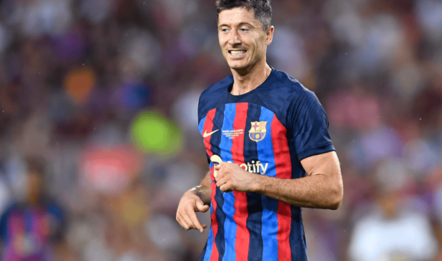 再见莱万！续约遭拒绝！巴萨豪横，1亿求购意甲mvp，造梦幻三叉戟