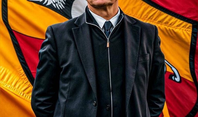 意甲奇迹：拉涅利带领罗马逆袭，17轮不败跃居争冠行列