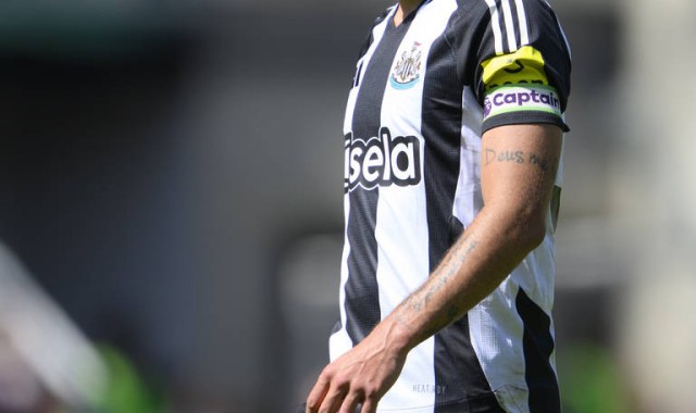 震动英超！沙特挥金如土，纽卡斯尔双核吉马良斯、伊萨克何去何从？