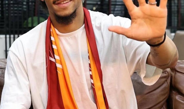 3官宣9消息：丁丁让意甲大结局，曼城再签一人，米兰大换血！