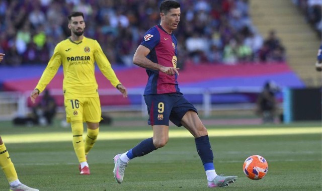 弗里克巴萨元年即封神！三冠王+四杀皇马，诺坎普的红色风暴回来了！