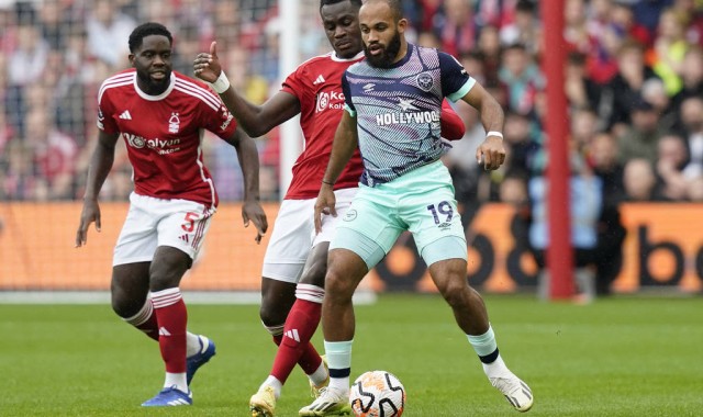 曼联两笔转会即可解锁库尼亚和姆贝乌莫，梦幻互换即将实现